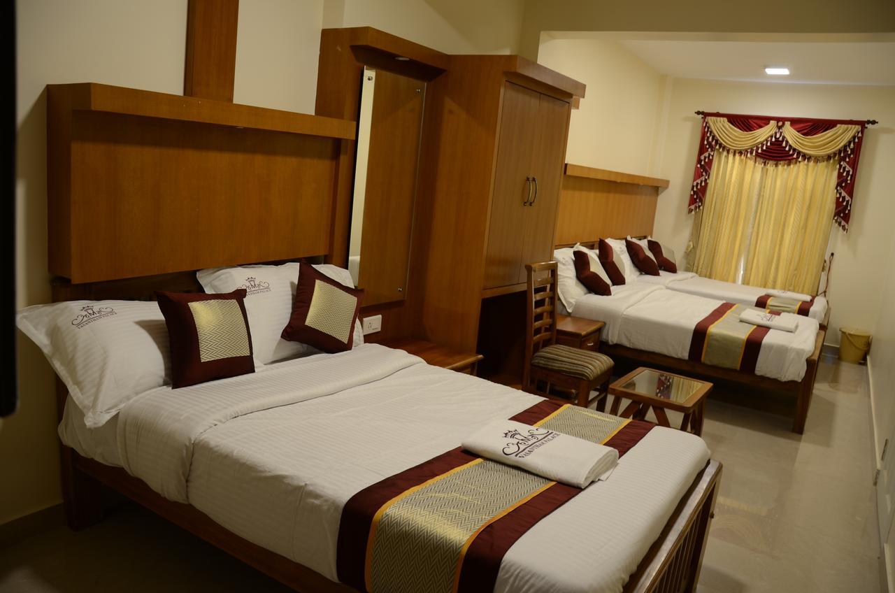 Hotel Vasantham Palace อูตี ภายนอก รูปภาพ